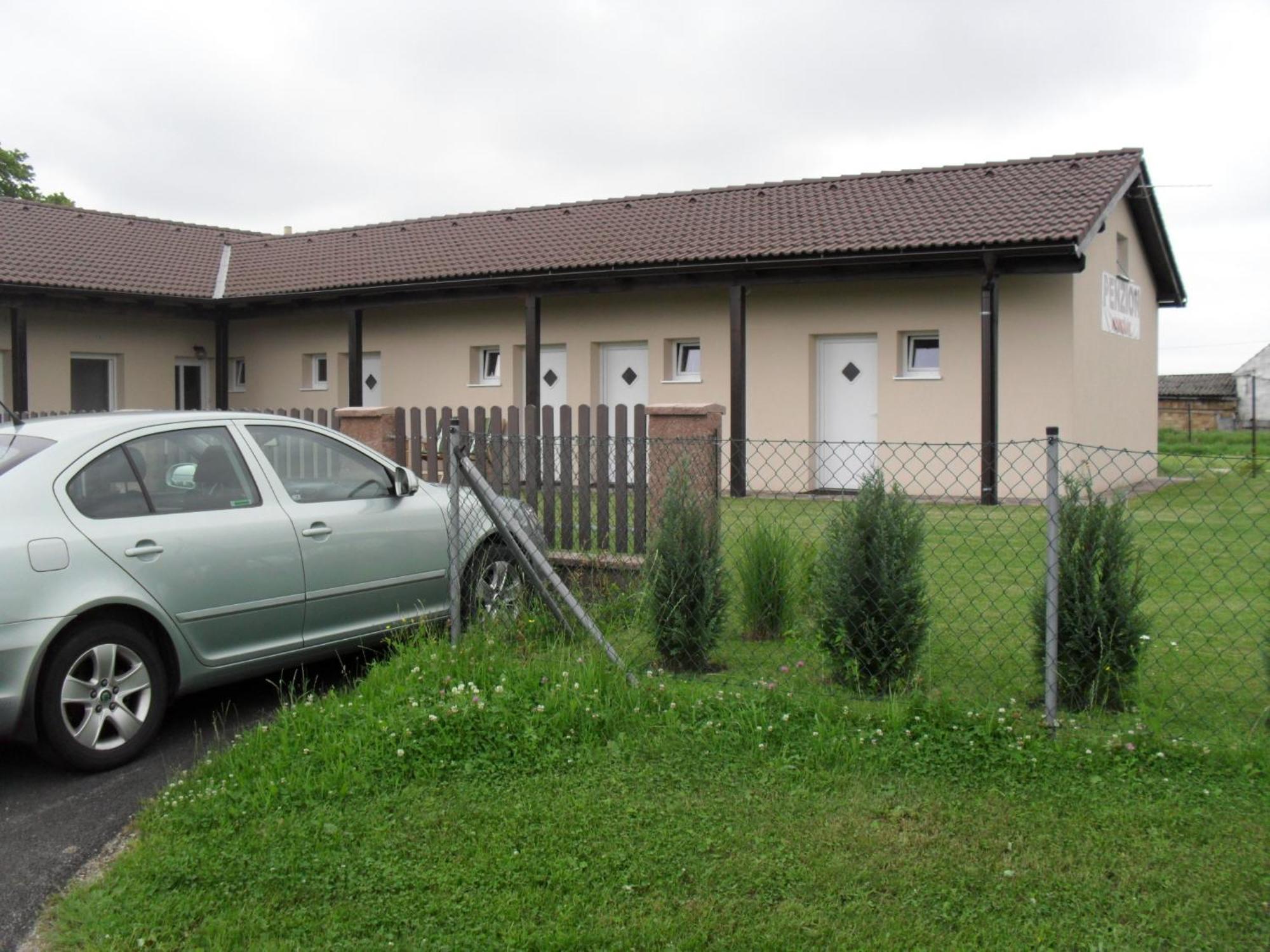 Penzion Kameňák Kamenný Újezd Exterior foto
